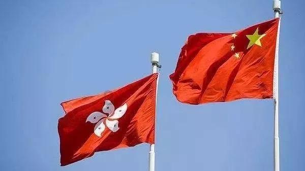 救援高中女孩